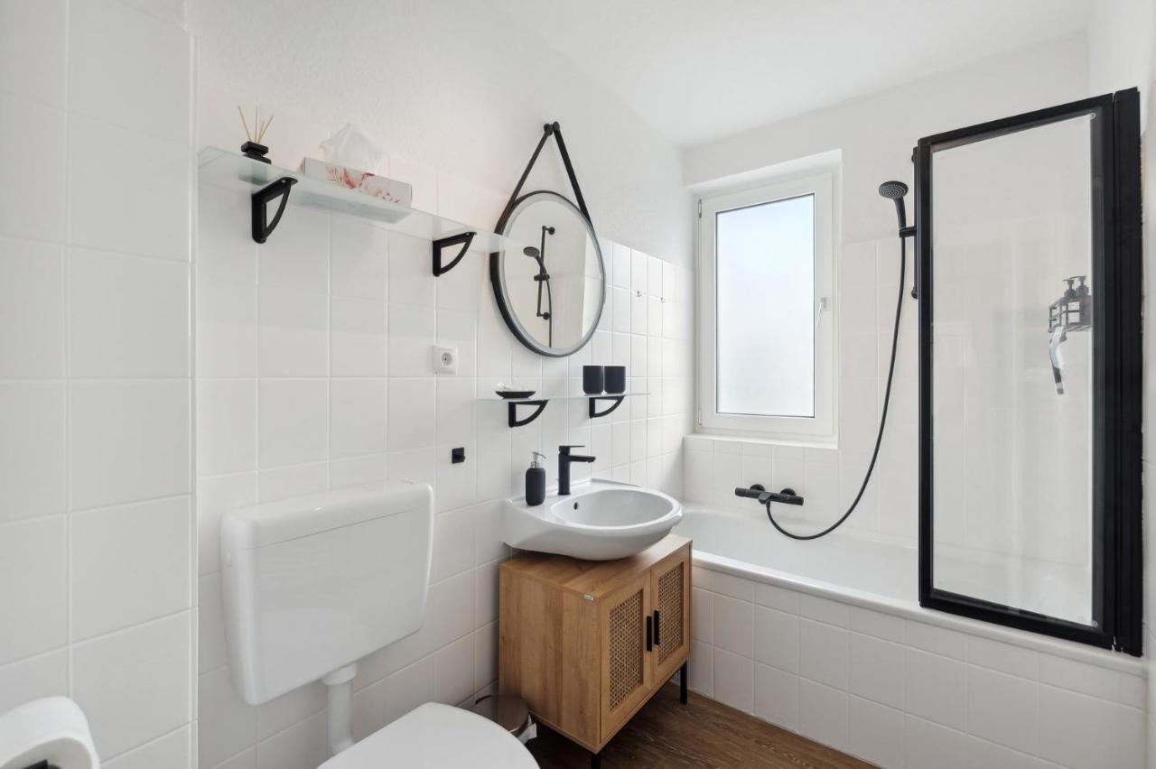 Amalfi Apartments A01 - Gemuetliche 2 Zi-Wohnung Mit Boxspringbetten Und Smart Tv ไคเซอร์สเลาเทิร์น ภายนอก รูปภาพ